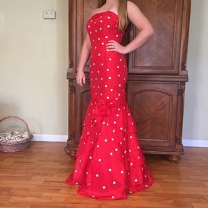 Gorgeous red prom dress